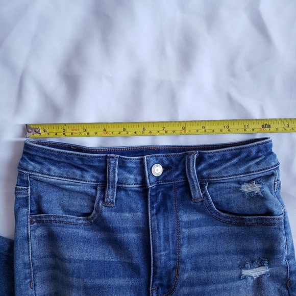 American Eagle Stretch Super High Rise Jegging Jeans Distressed Ripped 2 Short - Picture 8 of 12